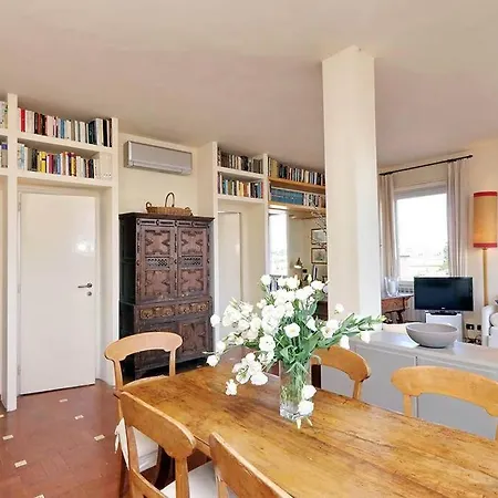 Sant'onofrio Terrace Apartment